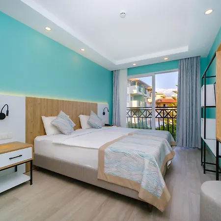 Sunflower Apartmanhotel 4*