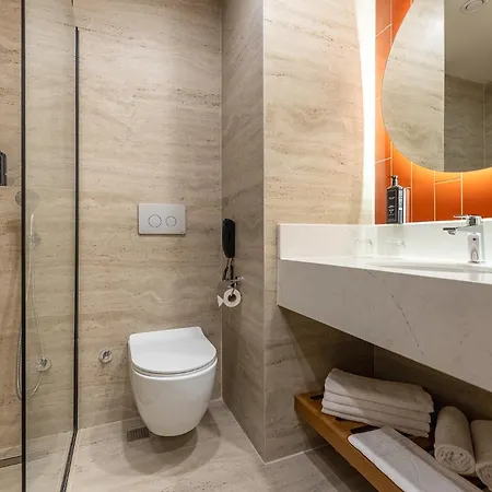 Aparthotel Sunflower 4*
